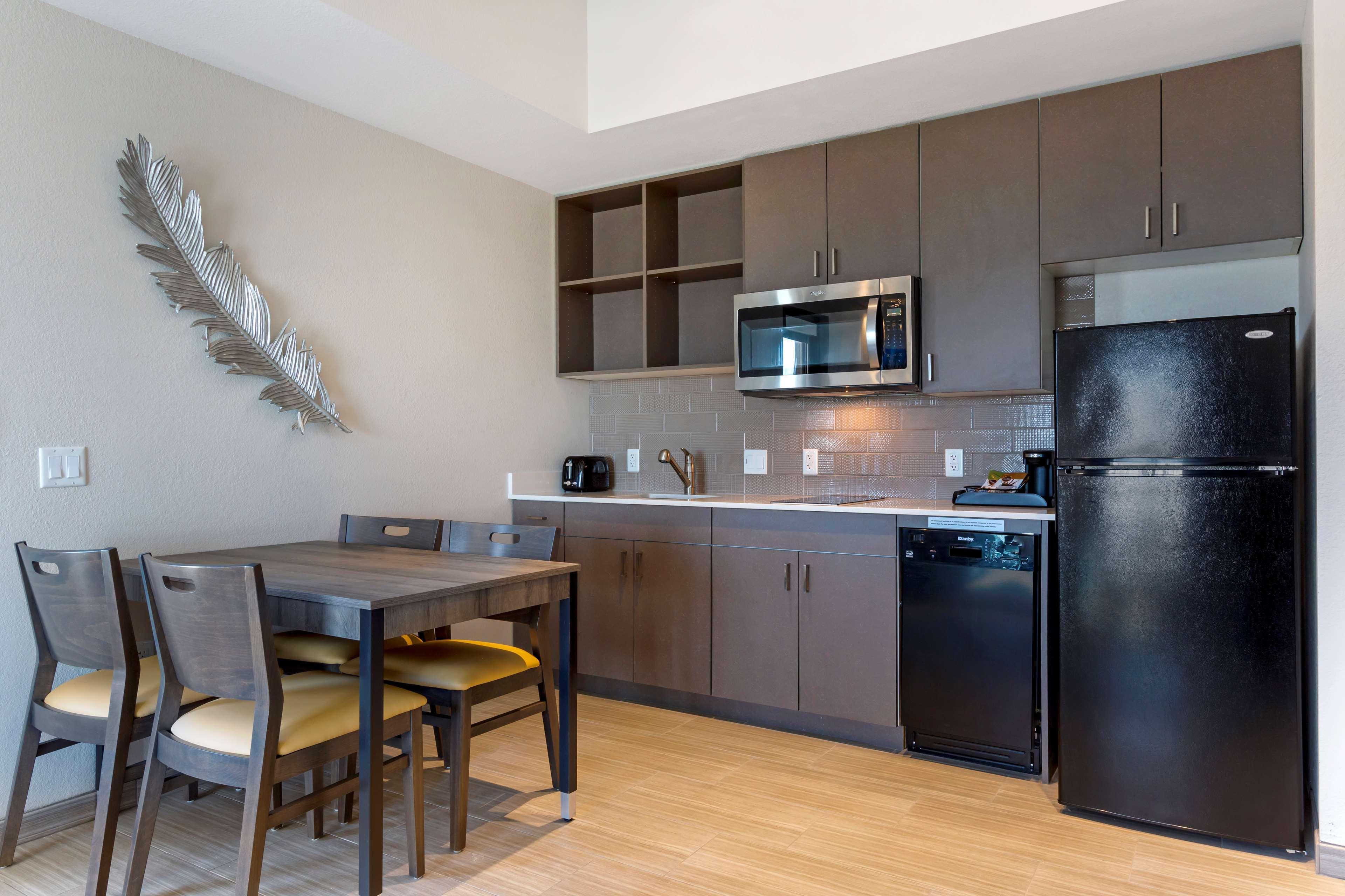 Best Western Plus Executive Residency Phoenix North Happy Valley Ngoại thất bức ảnh