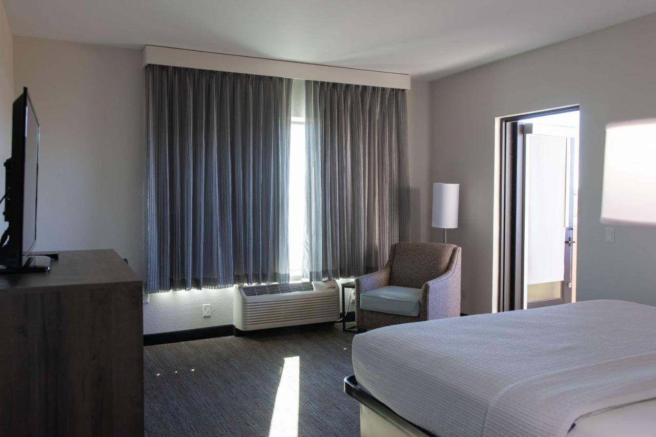 Best Western Plus Executive Residency Phoenix North Happy Valley Ngoại thất bức ảnh