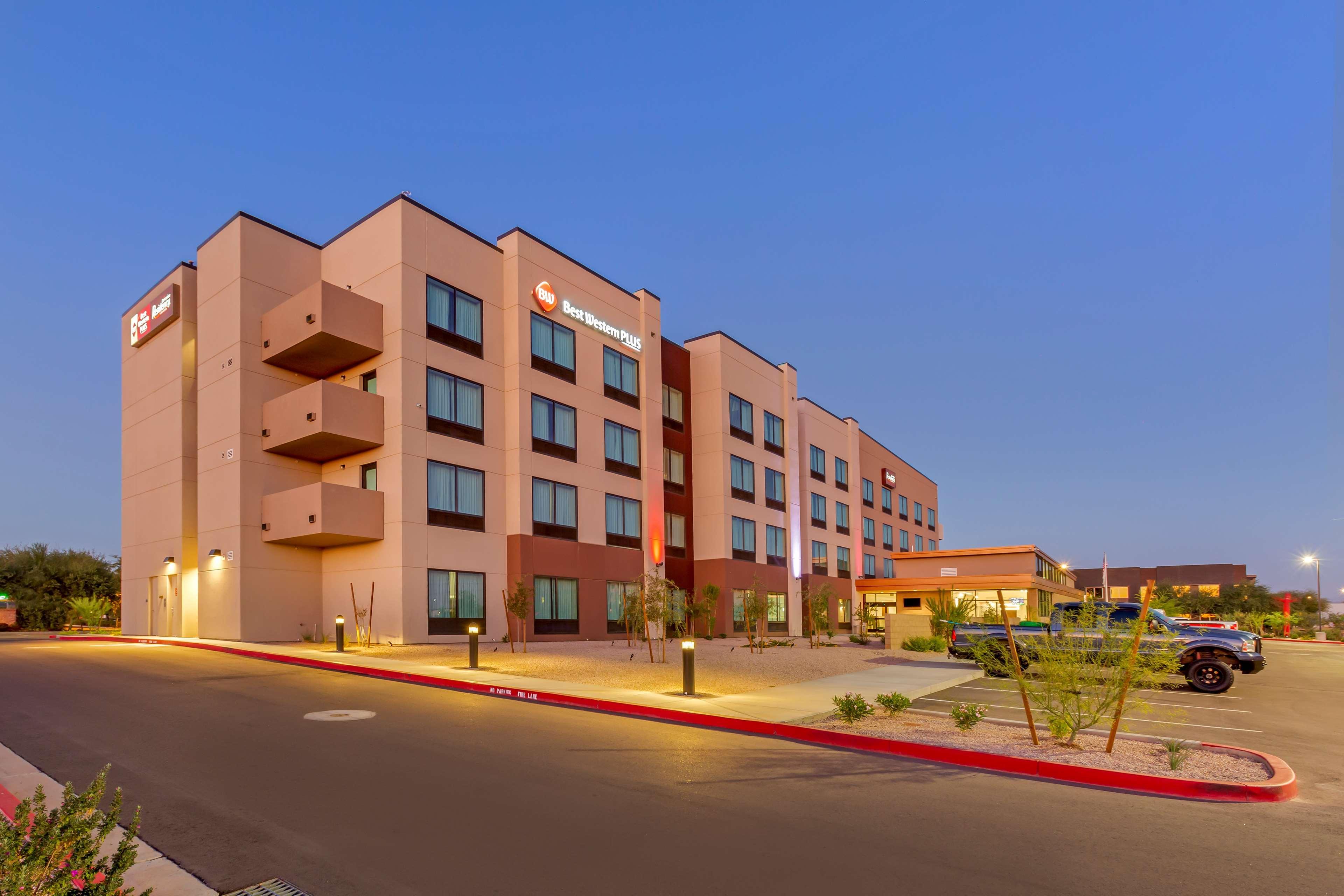 Best Western Plus Executive Residency Phoenix North Happy Valley Ngoại thất bức ảnh