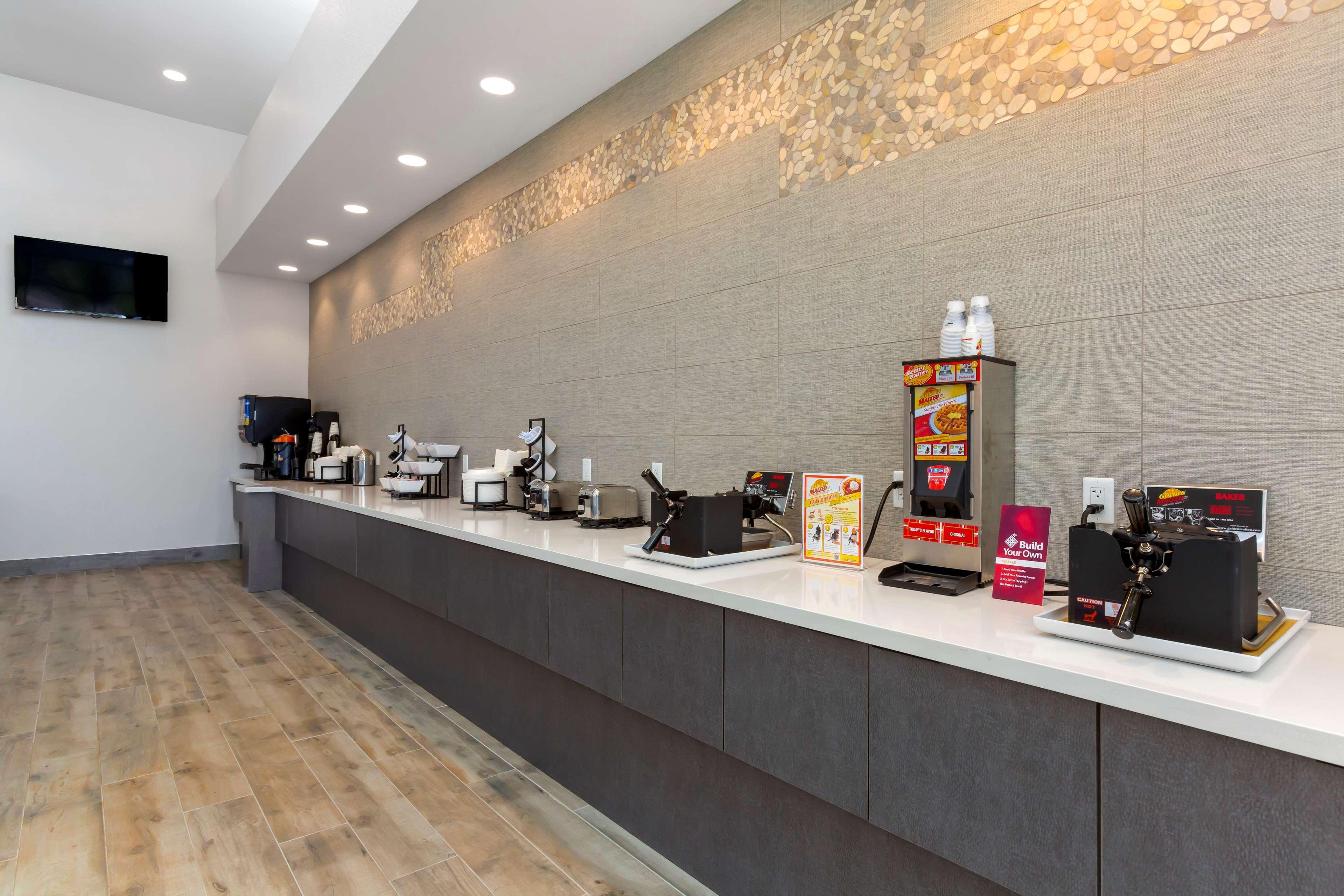 Best Western Plus Executive Residency Phoenix North Happy Valley Ngoại thất bức ảnh